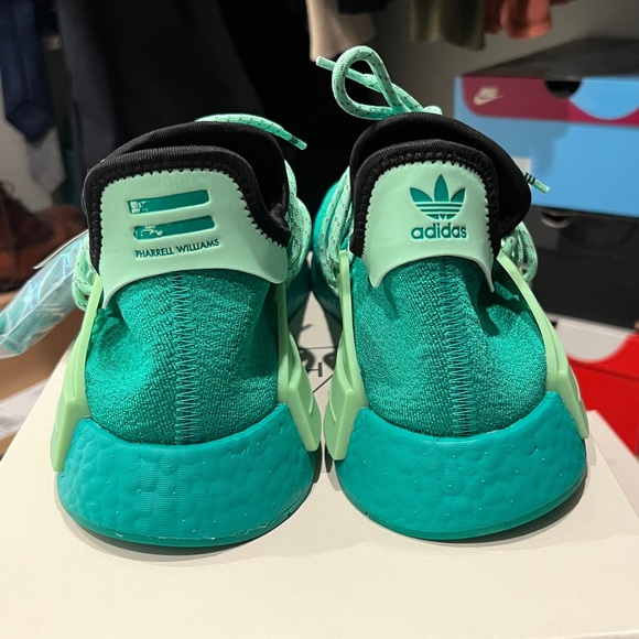 Pharrell x NMD Human Race 'Core Green - Picture 6 of 7